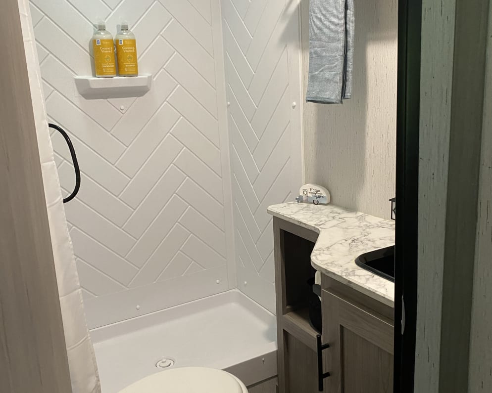 Travel Trailer RV for Rent in Pegram, Tennessee