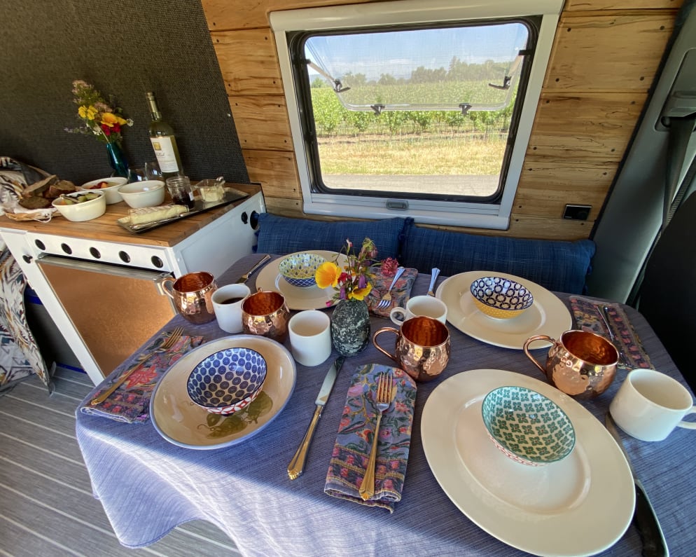 2005 Class B RV for Rent in Yountville, California