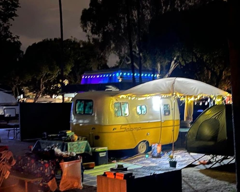 1984 Travel Trailer RV for Rent in Fallbrook, California