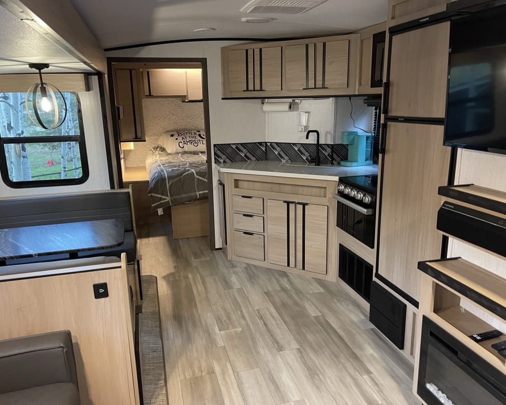 2022 Cruiser RV Radiance