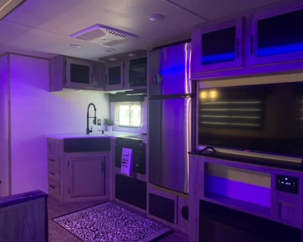 2022 Forest River Cherokee Alpha Wolf Travel Trailer for rent in Jacksonville Florida