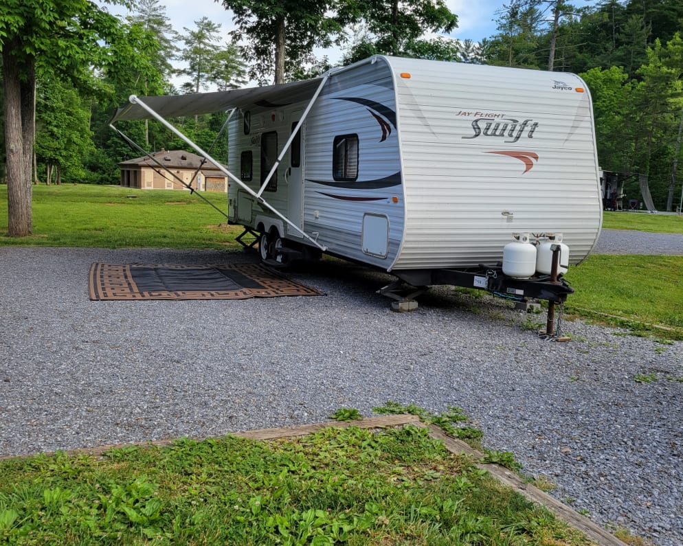 2013 Travel Trailer RV for Rent in STUARTS DRAFT, Virginia