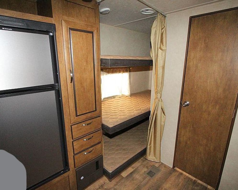 2017 Salem  by Forest River for rent in P0K 1S0