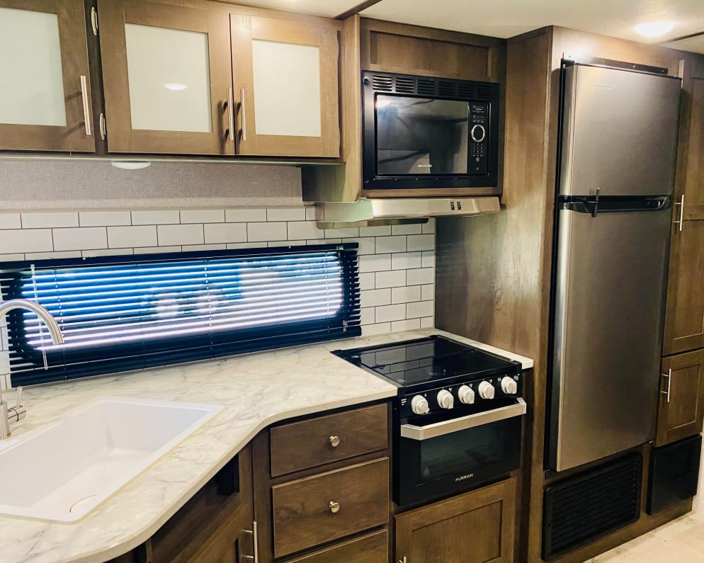 2021 Coleman Lantern Travel Trailer for rent in Olive Branch Mississippi