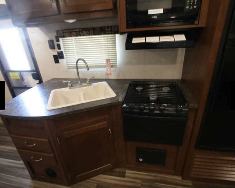 2017 Jayco Jay Flight SLX Baja Edition Travel Trailer for rent in Durango Colorado