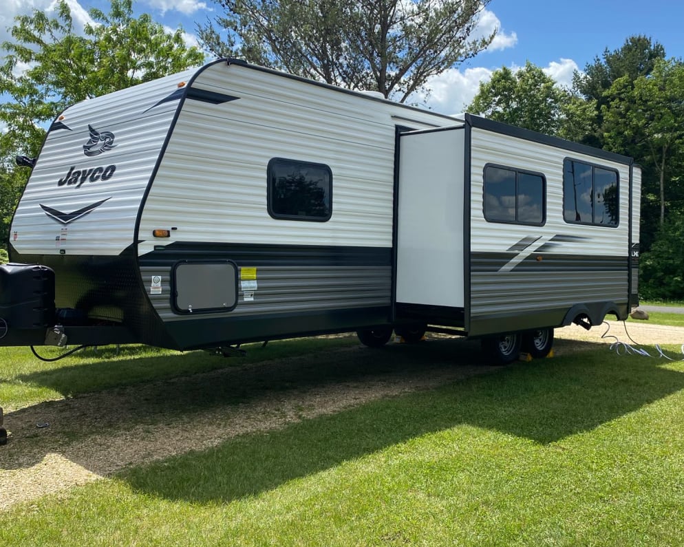 2022 Jayco Jay Flight Travel Trailer for rent in North freedom Wisconsin