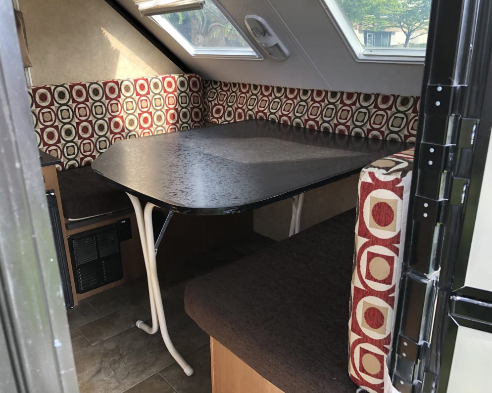 2015 Starcraft Comet Popup for rent in Vancouver British Columbia