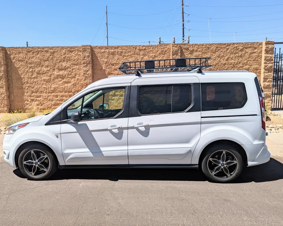 2018 converted camper van.  22/26 MPG!!

-Bluetooth
-AC, cruise cont
-Backup camera
-2 sliding doors
-2 rear swinging doors
VERY comfortable to drive!