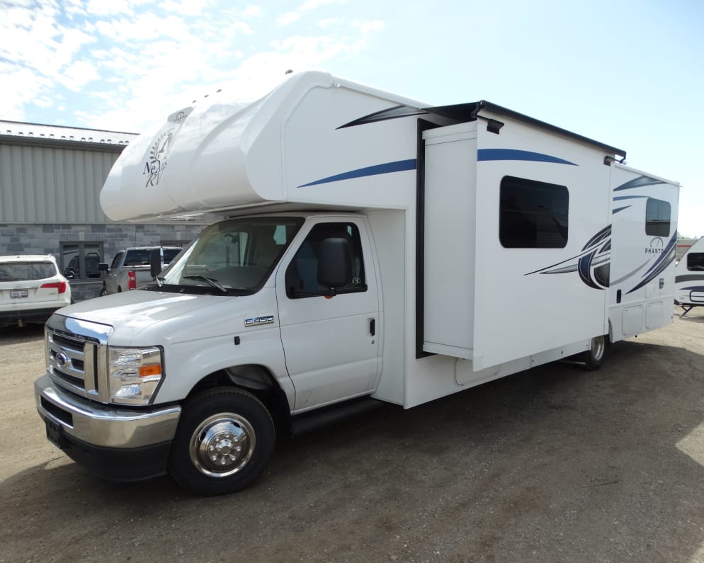 2022 Class C RV for Rent in Listowel, Ontario