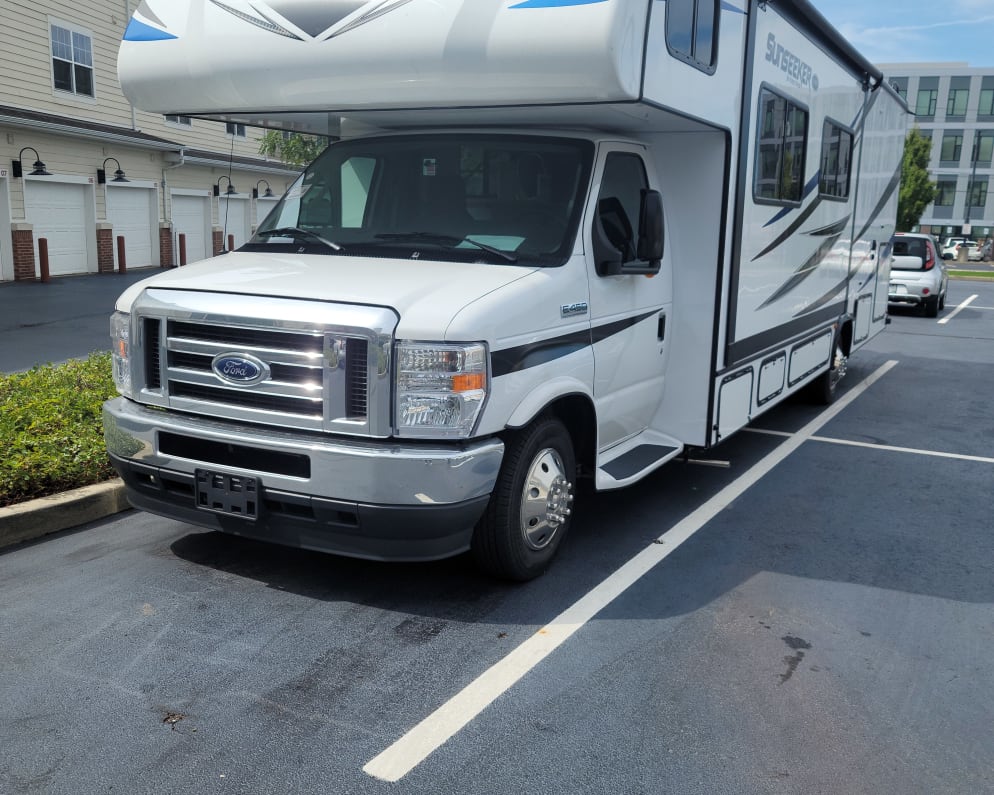 2021 Class C RV for Rent in Westlake, Ohio
