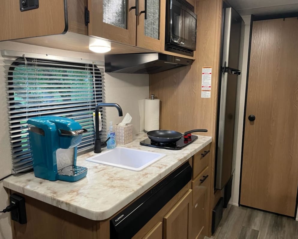 2022 Avenger  by Prime Time for rent in 44612