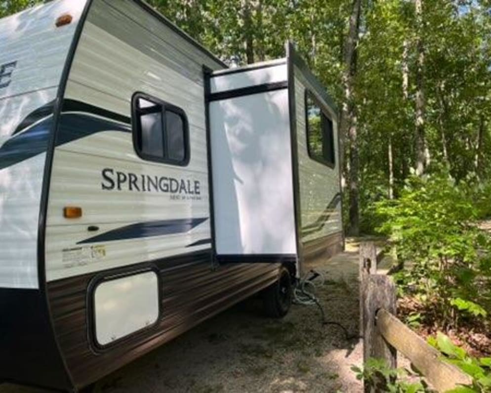 2022 Travel Trailer RV for Rent in FORDS, New Jersey