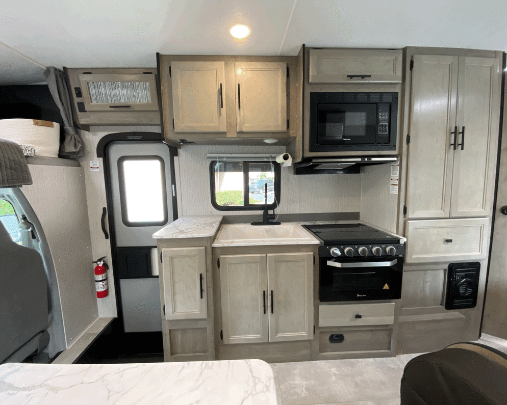 2022 Coachmen Cross Trail XL  by Forest River for rent in 38401