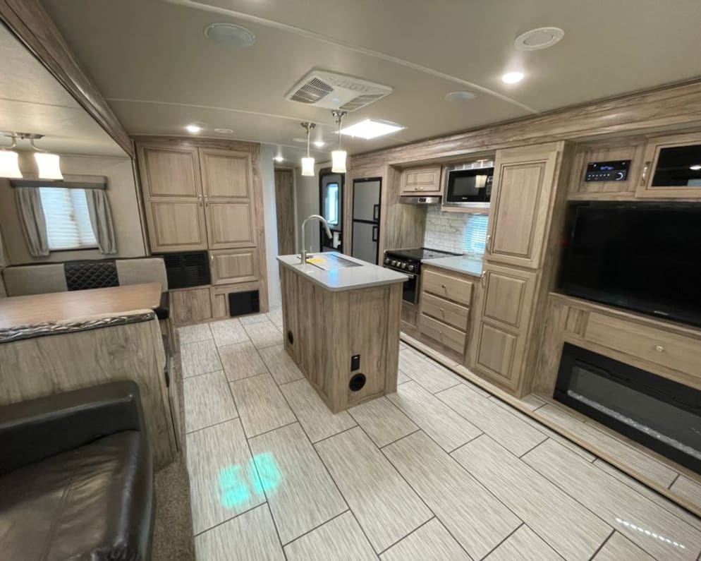 2020 Palomino 316RLTS available for rent in Granville Ohio