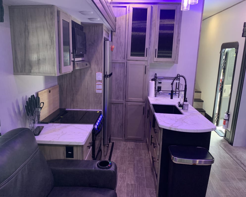 2022 Cherokee Arctic Wolf  by Forest River for rent in 76012