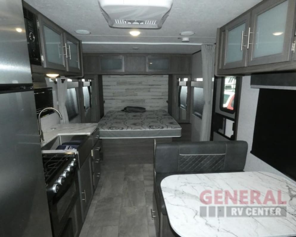 2021 Kodiak Ultra Lite  by Dutchmen for rent in 49083