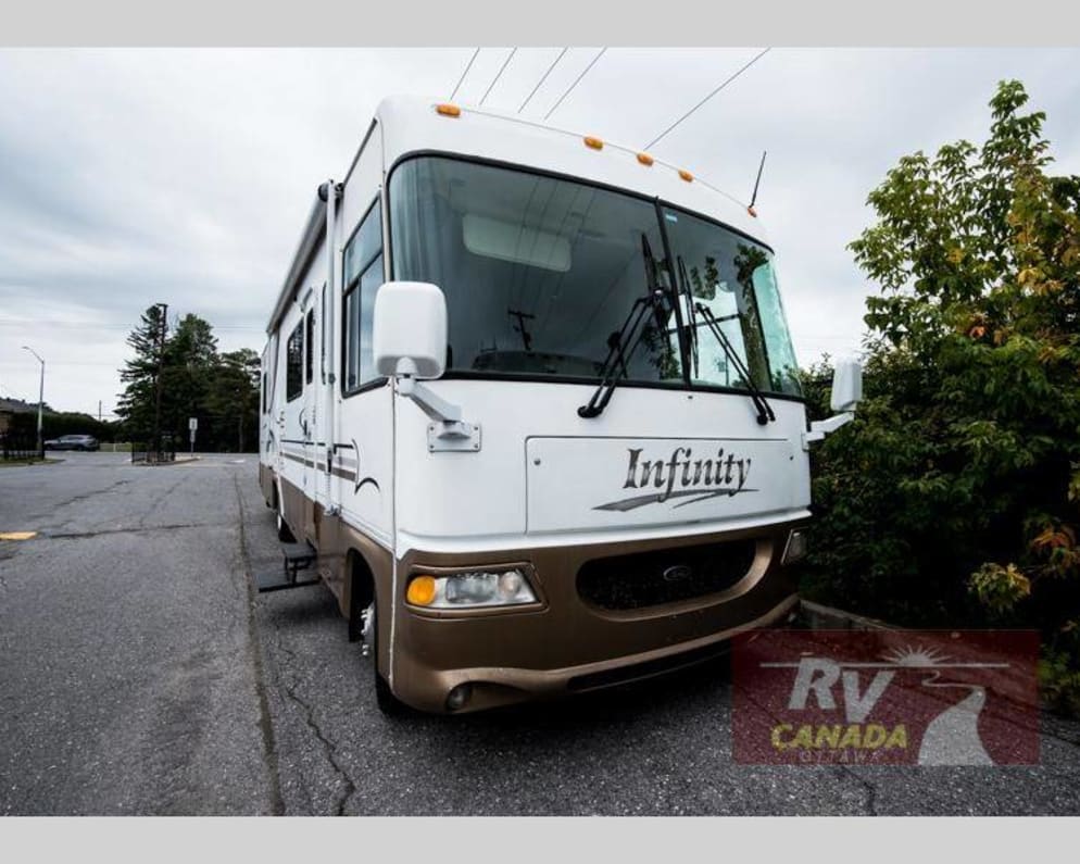 2000 Class A RV for Rent in Petawawa, Ontario