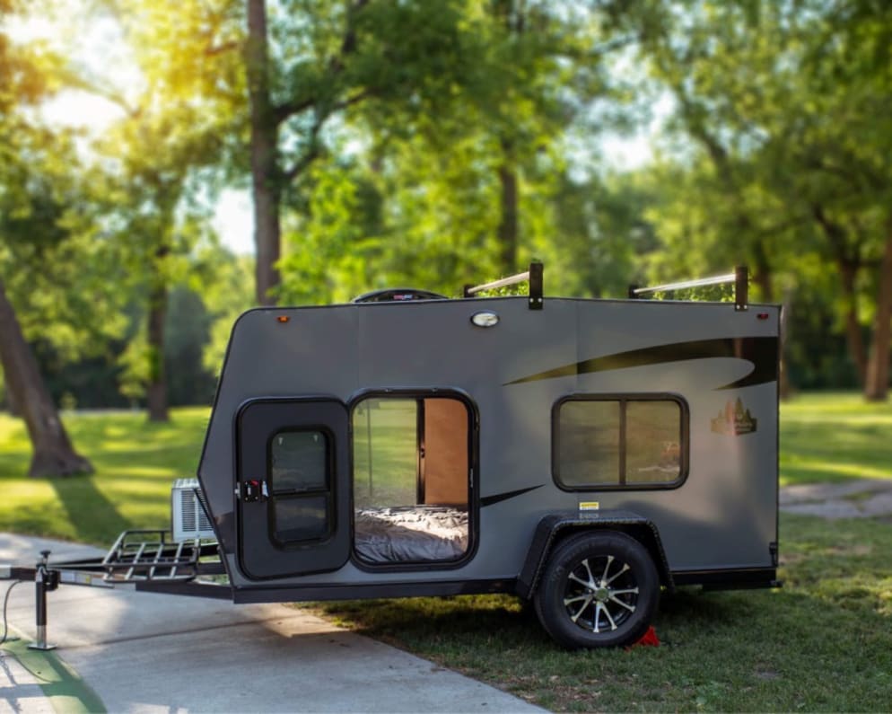 2022 Superior Lite Camper Deluxe available for rent in Fargo North Dakota