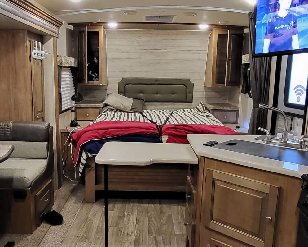 2018 Forest River Flagstaff Micro Lite Travel Trailer for rent in Edmonton Alberta
