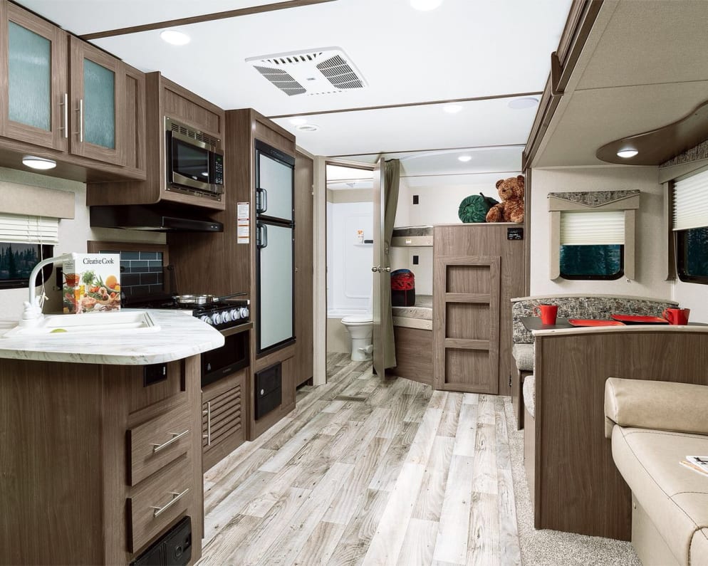 2019 Keystone RV Hideout LHS
