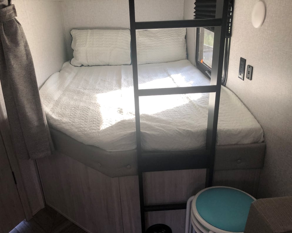 2022 East to West Della Terra Travel Trailer for rent in Albion Maine