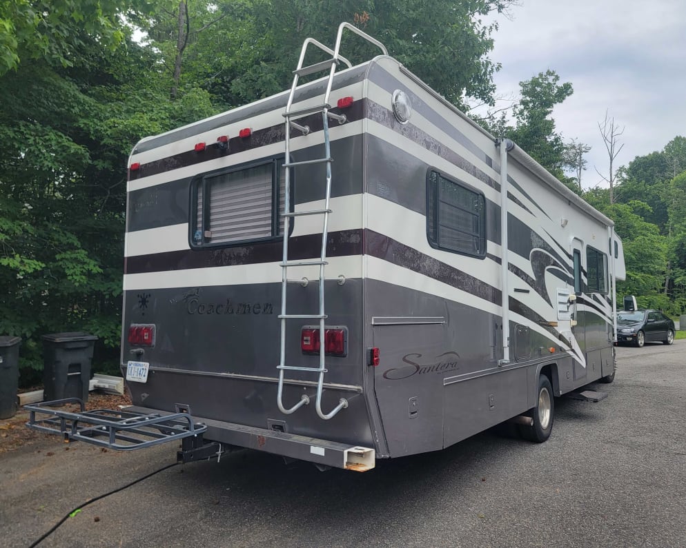 2003 Coachmen Santara available for rent in Fredericksburg Virginia