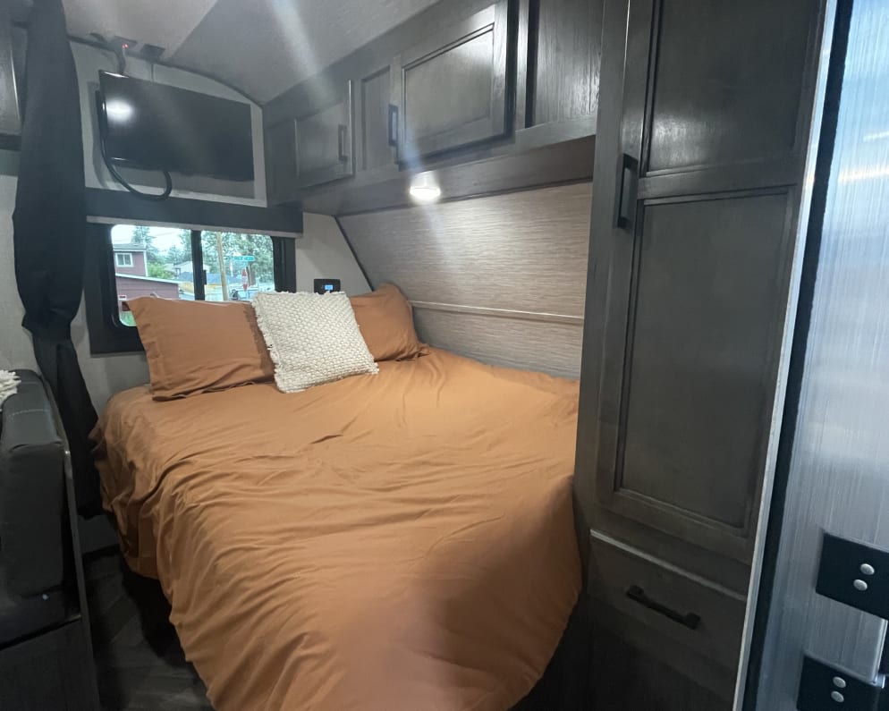2022 Highland Ridge RV Olympia Sport available for rent in Bend Oregon