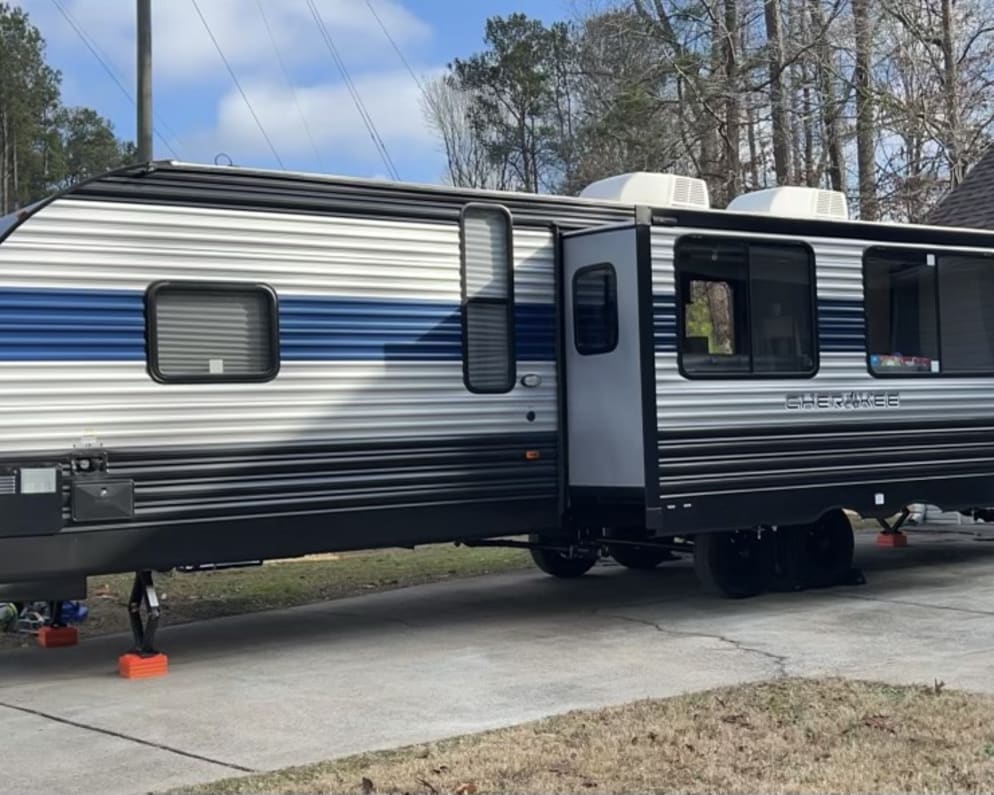 2022 Travel Trailer RV for Rent in Canton,