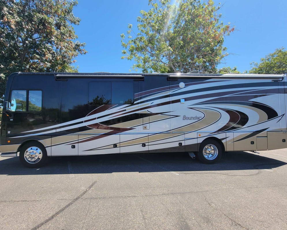 2018 Fleetwood Other available for rent in Gilroy California