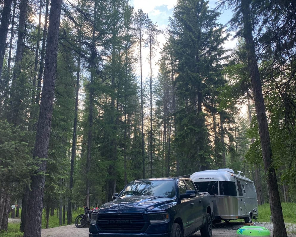 2022 Airstream Caravel