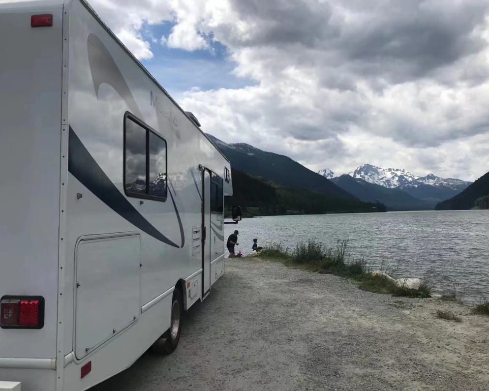2013 Thor Majestic Class C for rent in Richmond British Columbia