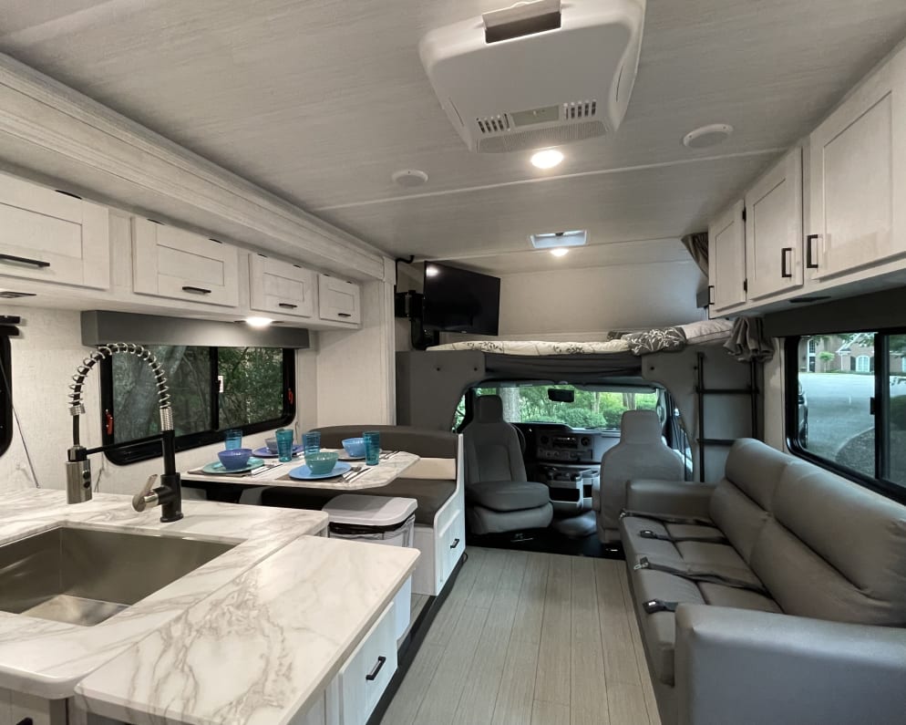 2022 Entrada 3100FB  by East to West for rent in 23188