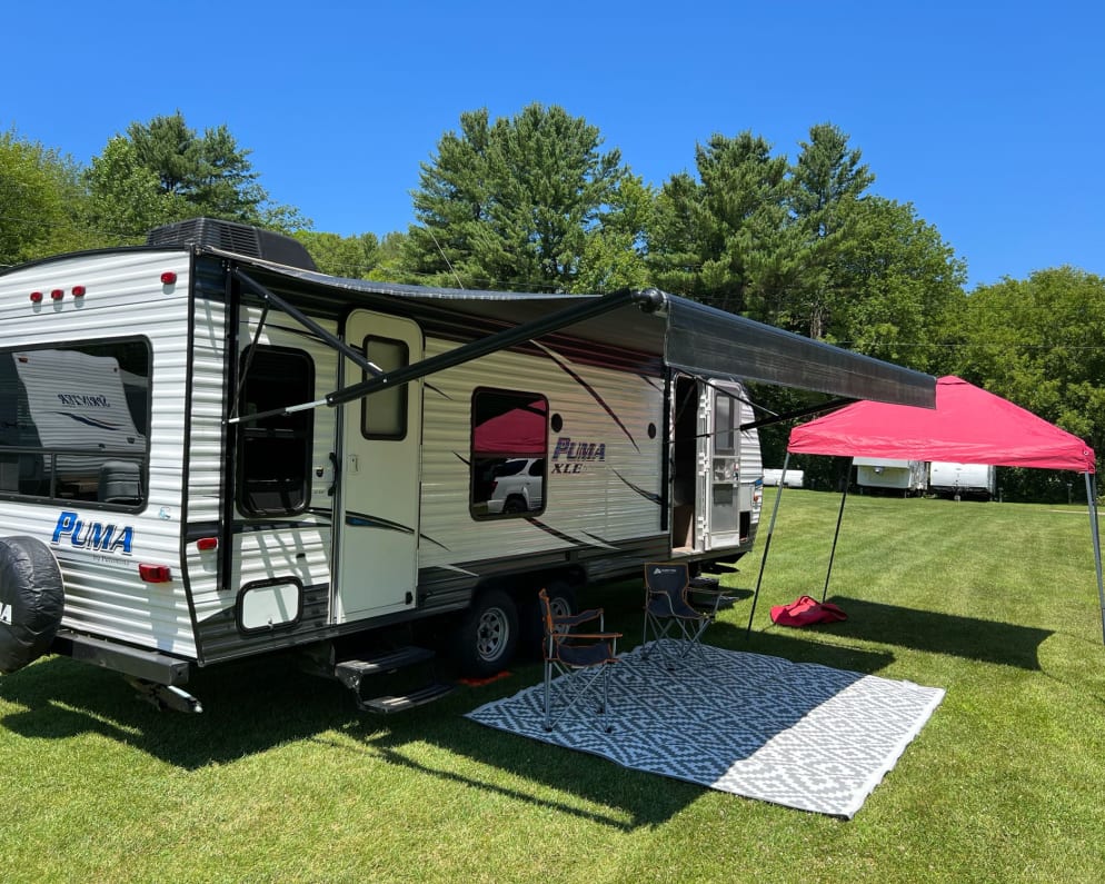 2018 Palomino Puma XLE 25 available for rent in Colchester Vermont