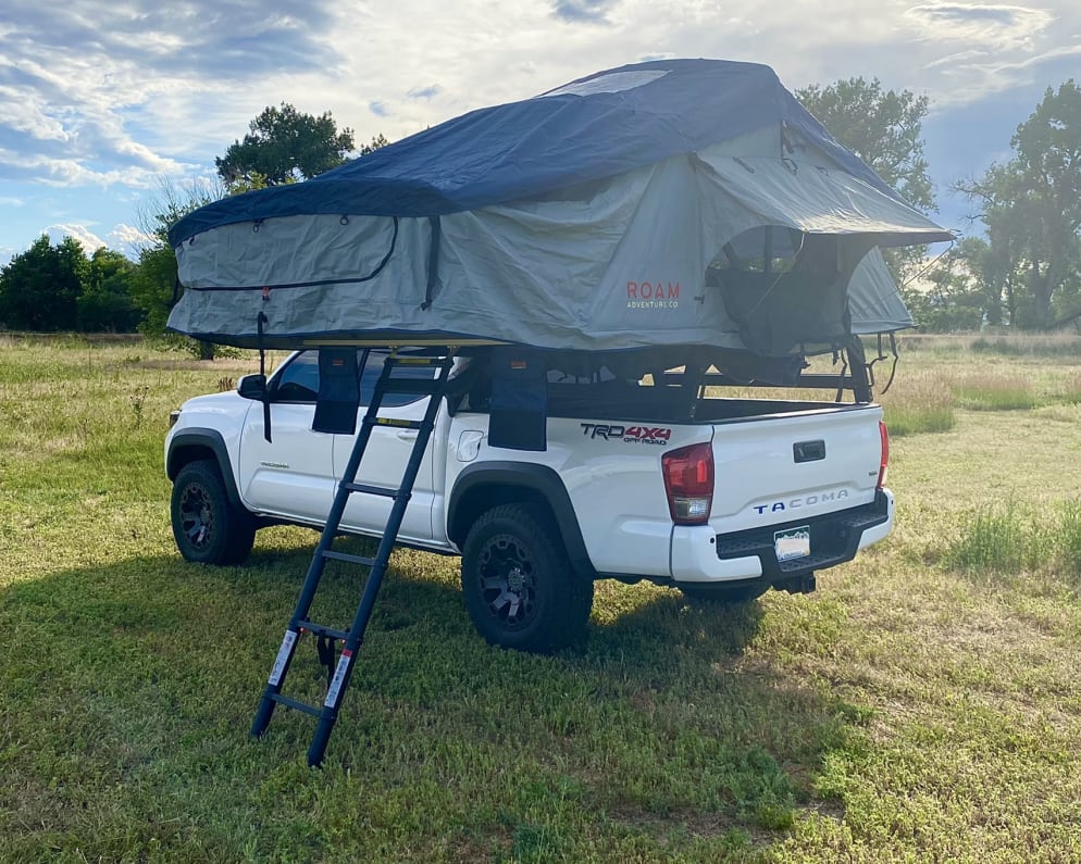 Truck Camper RV for Rent in Kearney, Missouri