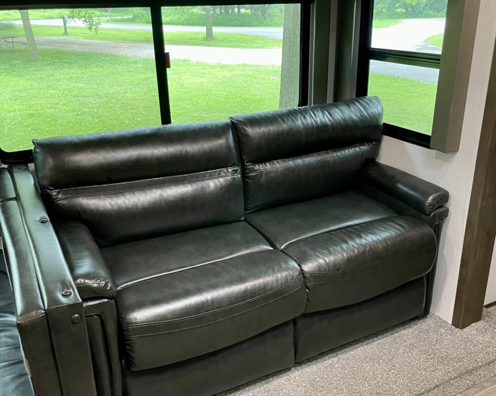 2020 Salem Hemisphere  by Forest River for rent in 61704