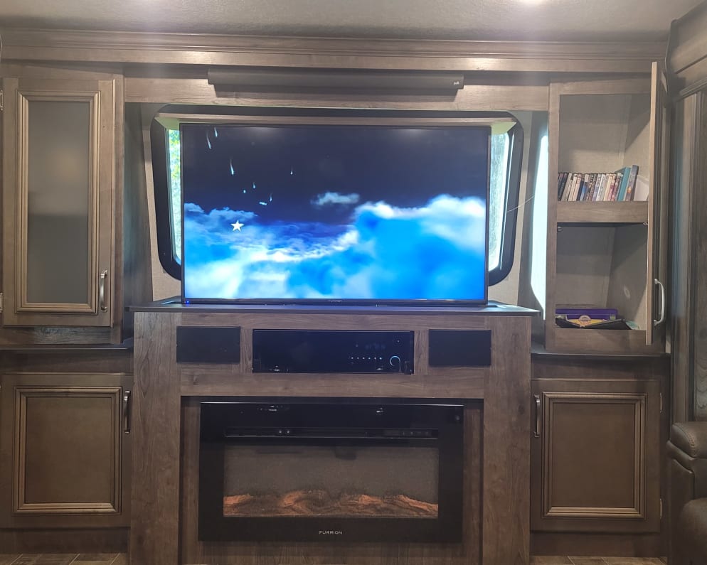 2019 Keystone RV Montana High Country available for rent in Oostburg Wisconsin