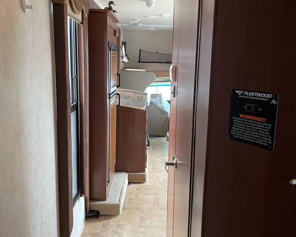 2011 Ranger  by Tioga for rent in T8L 0Y4