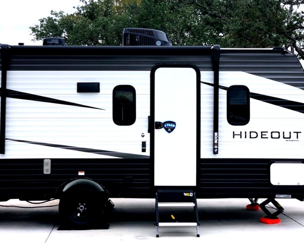 2021 Travel Trailer RV for Rent in Texas