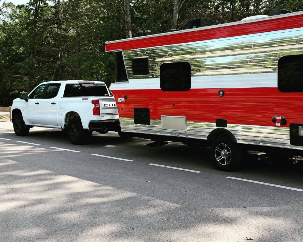 Travel Trailer RV for Rent in Chesaning, Michigan