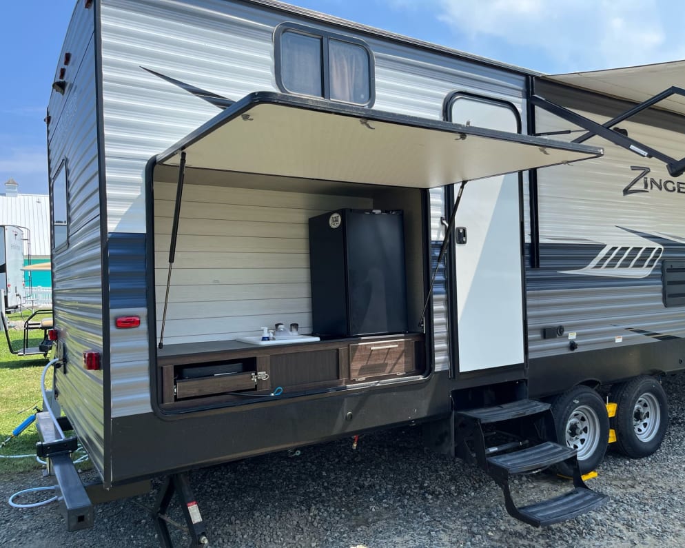 2020 Crossroads RV Zinger available for rent in Georgetown Delaware