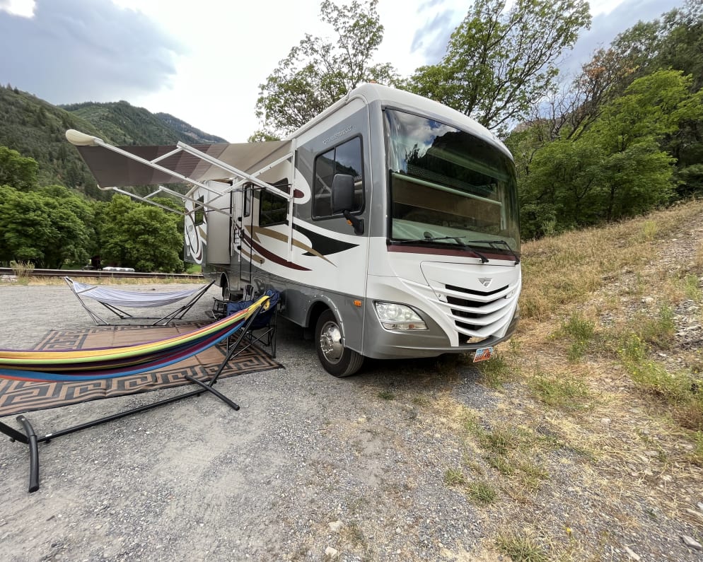 2013 Fleetwood Storm 32BH