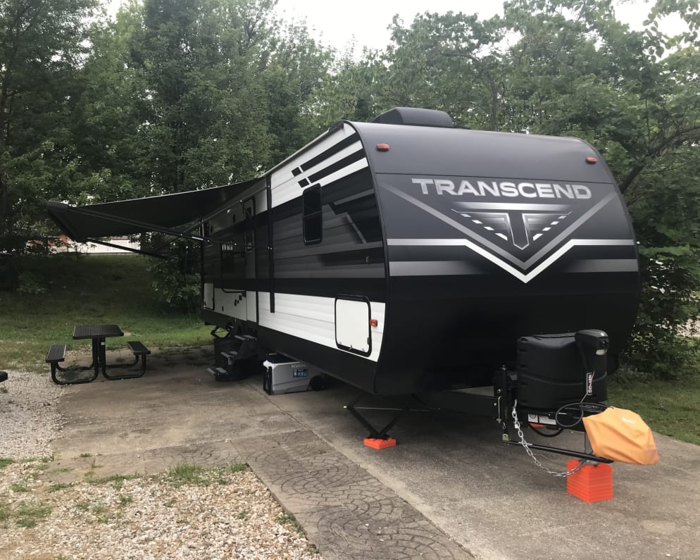 2021 Travel Trailer RV for Rent in Ofallon, Missouri