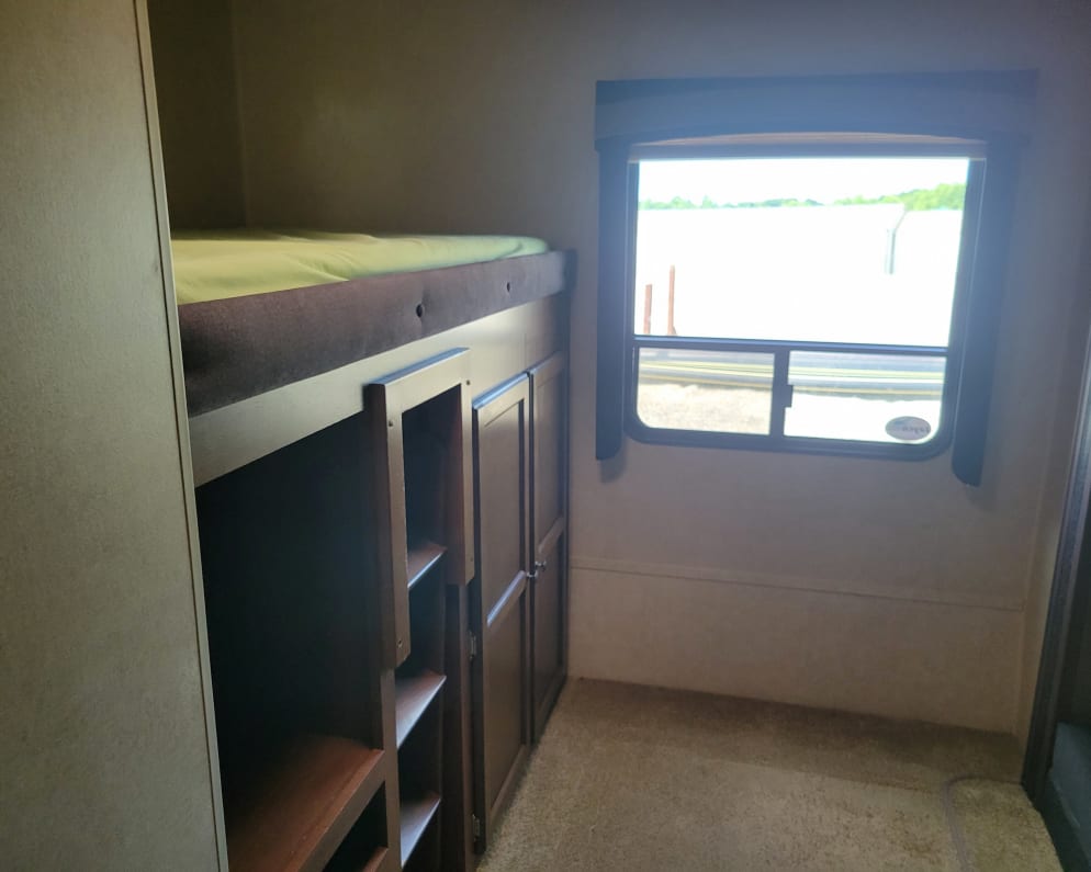 2014 Travel Trailer RV for Rent in Kenova, West Virginia