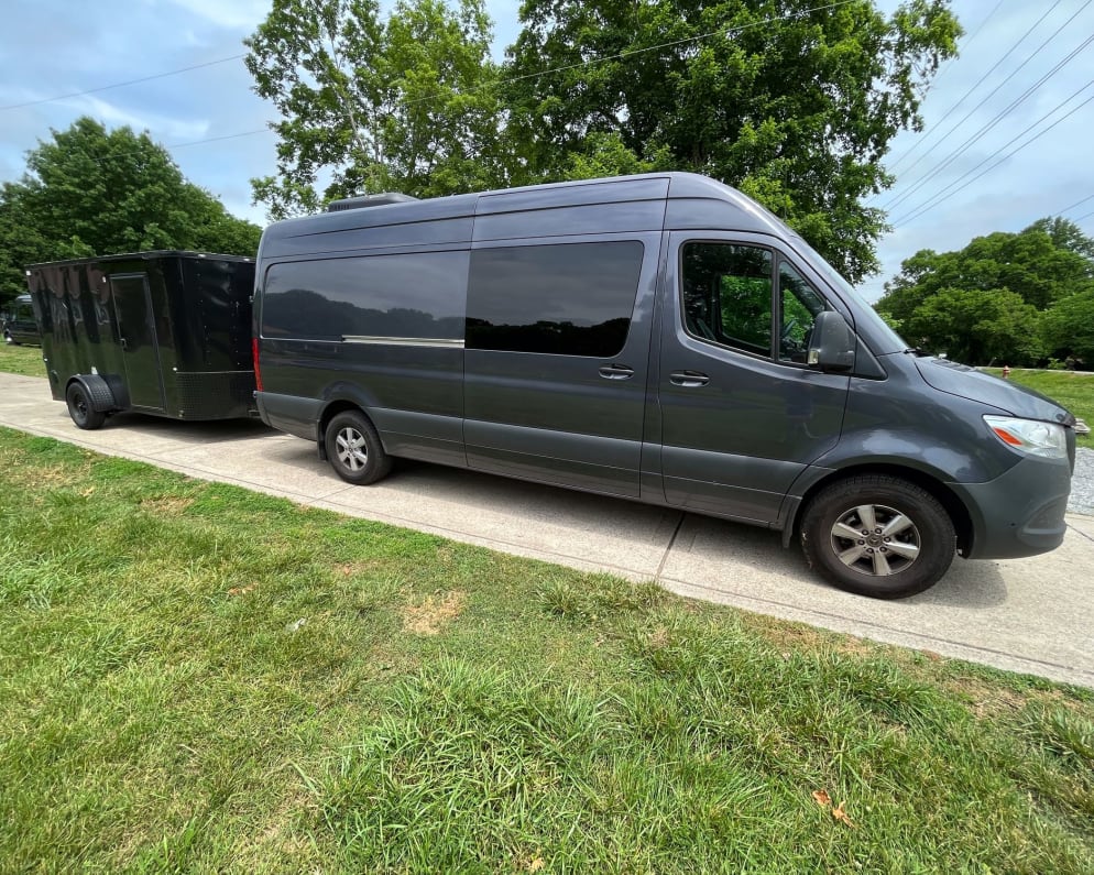 2021 Mercedes Sprinter Motorhome Campervan RV available for rent in Los Angeles California