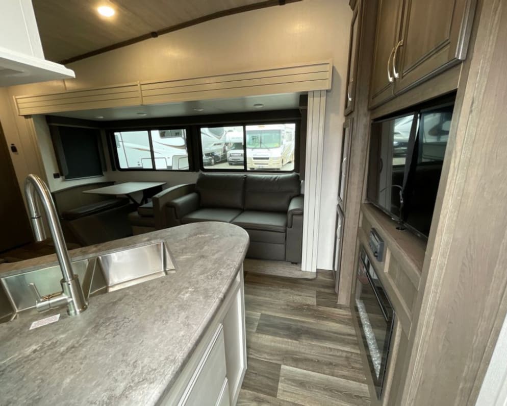 2021 Keystone RV Cougar 32BHS Fifth Wheel for rent in Knoxville Tennessee