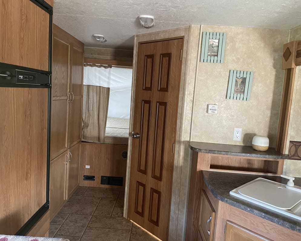 2010 Jay Feather Exp  by Jayco for rent in 97055