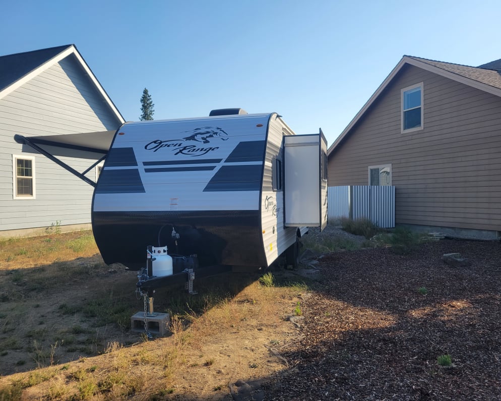 2022 Highland Ridge RV Open Range Travel Trailer for rent in Redmond Oregon