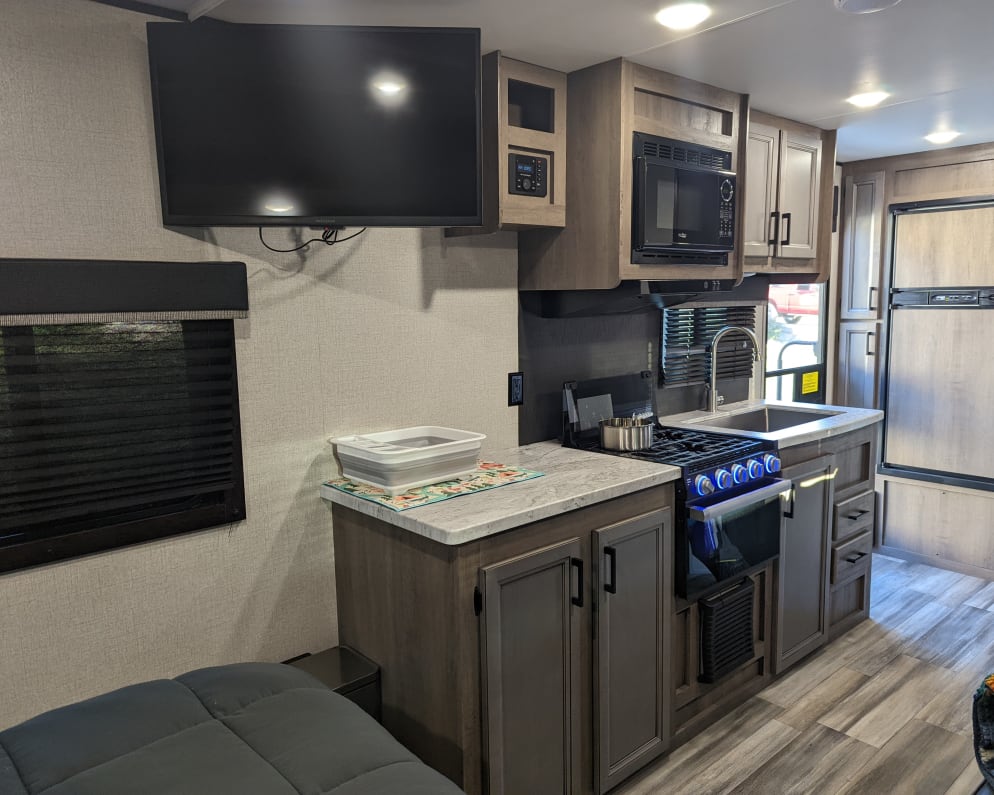 2022 Starcraft Autumn Ridge Travel Trailer for rent in Kalispell Montana