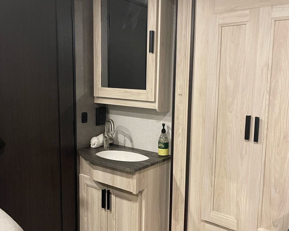 2022 Sunseeker LE  by Forest River for rent in 95376