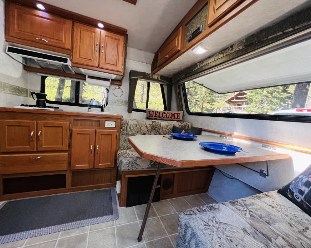 2005 Bigfoot RV Bigfoot RV Trailer Travel Trailer for rent in Reno Nevada